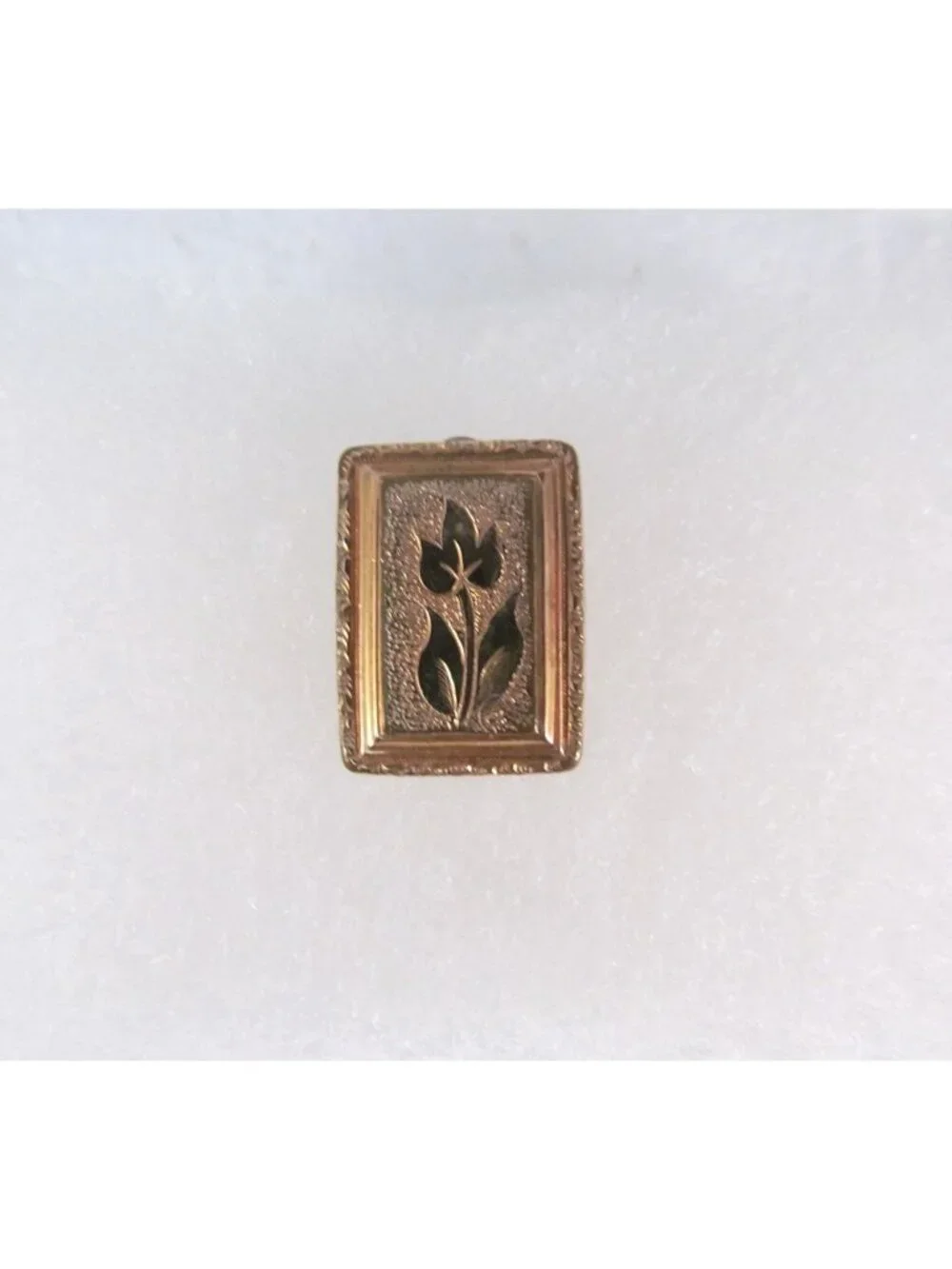 N/A vintage gold